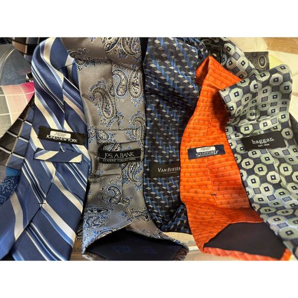 Men’s Ties Lot of 12‎ Ties Jos A Bank Haggar Van Heusen - Picture 4 of 4